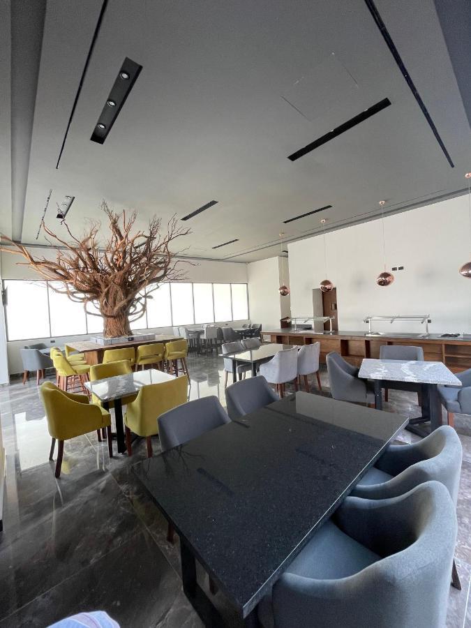 Gumont Guadalajara Lopez Mateos - Minerva Otel Dış mekan fotoğraf