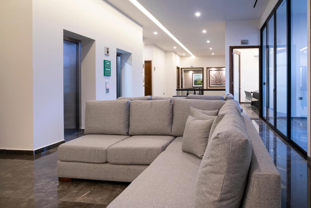 Gumont Guadalajara Lopez Mateos - Minerva Otel Dış mekan fotoğraf